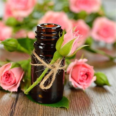 L'aromathérapie aux huiles essentielles comme traitement naturel